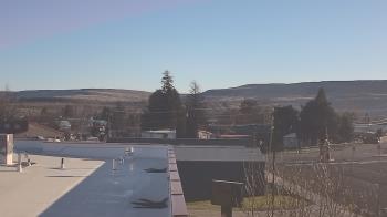 Weather camera view of Bridgeport High School.