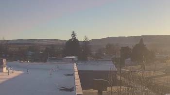 Weather camera view of Bridgeport High School.