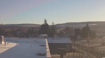 Weather camera view of Bridgeport High School.