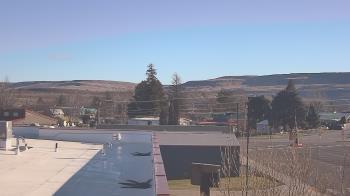 Weather camera view of Bridgeport High School.