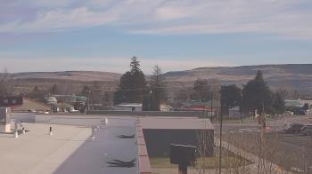 Weather camera view of Bridgeport High School.