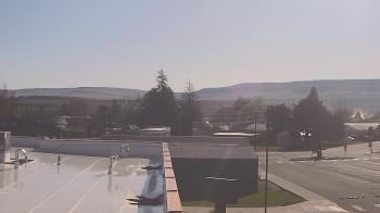 Weather camera view of Bridgeport High School.