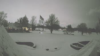 Weather camera view of Country Club of Detroit.