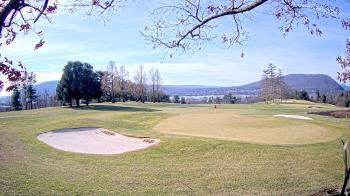 Weather camera view of Country Club of Harrisburg.