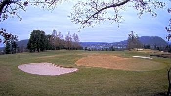 Weather camera view of Country Club of Harrisburg.