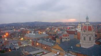 Weather camera view of The Yorktowne Hotel.