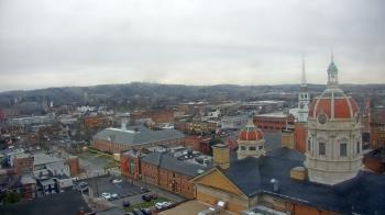 Weather camera view of The Yorktowne Hotel.