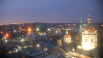Weather camera view of The Yorktowne Hotel.