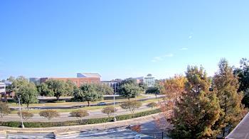 Weather camera view of Chalmette HS.