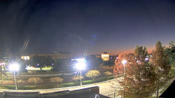 Weather camera view of Chalmette HS.