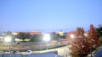 Weather camera view of Chalmette HS.