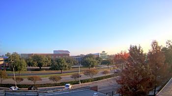 Weather camera view of Chalmette HS.