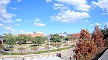 Weather camera view of Chalmette HS.