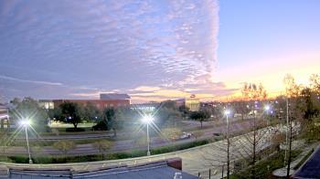 Weather camera view of Chalmette HS.
