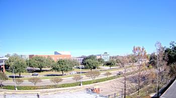 Weather camera view of Chalmette HS.