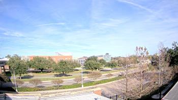 Weather camera view of Chalmette HS.