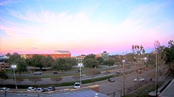 Weather camera view of Chalmette HS.