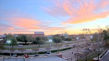 Weather camera view of Chalmette HS.