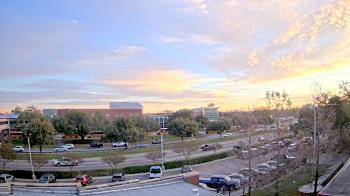 Weather camera view of Chalmette HS.