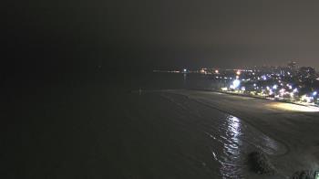 Weather camera view of Edgewater Beach.