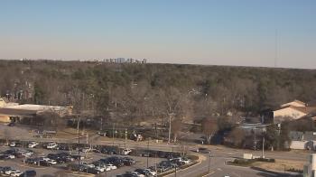 Weather camera view of Chippenham Hospital.