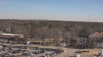 Weather camera view of Chippenham Hospital.