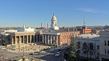 Weather camera view of Franklin County 11-30 Visitors Center.