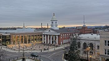 Weather camera view of Franklin County 11-30 Visitors Center.