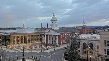 Weather camera view of Franklin County 11-30 Visitors Center.