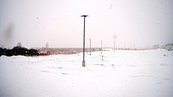 Weather camera view of Calcium Primary School.