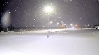 Weather camera view of Calcium Primary School.