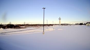 Weather camera view of Calcium Primary School.