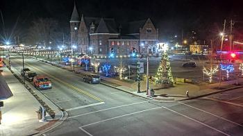 Weather camera view of City of Connersville.