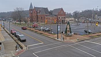 Weather camera view of City of Connersville.