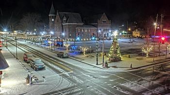 Weather camera view of City of Connersville.
