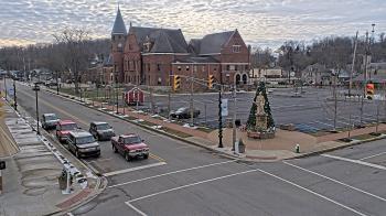 Weather camera view of City of Connersville.