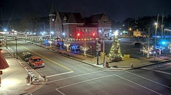Weather camera view of City of Connersville.