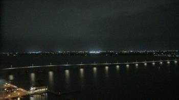 Weather camera view of Edison Grand tower 350 ft elev..