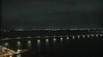 Weather camera view of Edison Grand tower 350 ft elev..