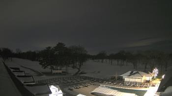 Weather camera view of Crystal Lake Country Club.