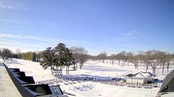 Weather camera view of Crystal Lake Country Club.
