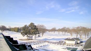 Weather camera view of Crystal Lake Country Club.