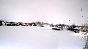 Weather camera view of Crestwood HS.