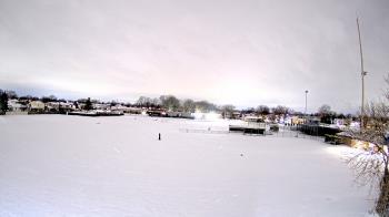 Weather camera view of Crestwood HS.