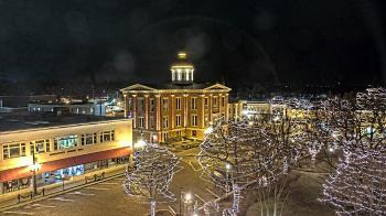 Weather camera view of City of Woodstock.