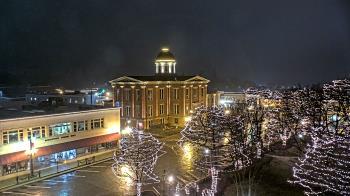 Weather camera view of City of Woodstock.