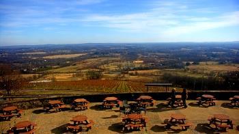 Weather camera view of Dirt Farm Brewing.