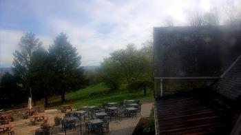 Weather camera view of Dirt Farm Brewing.