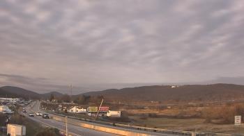 Weather camera view of Wessels Used Cars.