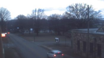 Weather camera view of Current River Career Center.